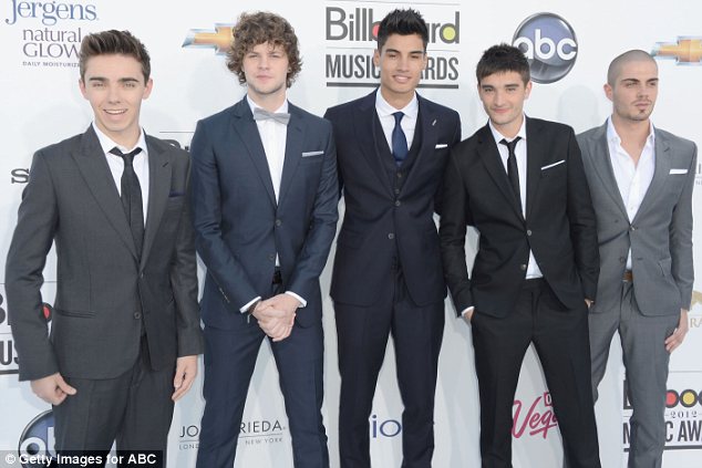 “Billboard Music Awards”: Адель вновь обошла Рианну, Леди Гагу и Кэти Перри - ФОТОСЕССИЯ