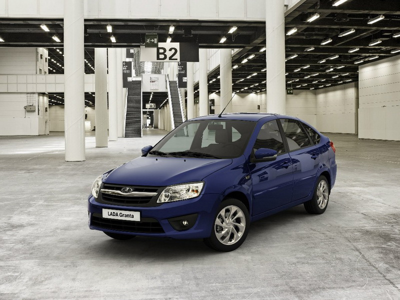 "АвтоВАЗ" опубликовал фотографии хэтчбека Lada Granta - ФОТО