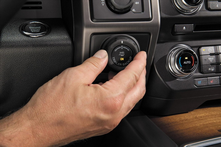 Ford превратил пикап F-150 в воплощенную роскошь - ФОТО