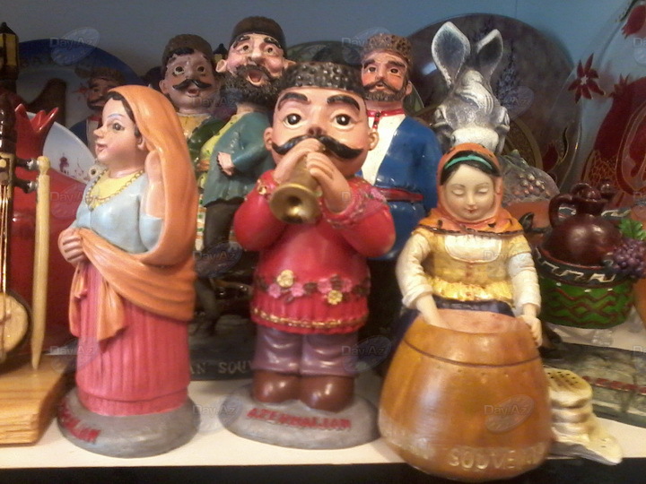 Что покупают в Баку иностранные туристы?