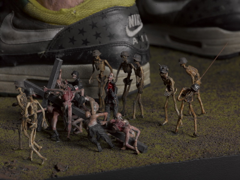 "Картинная галерея Day.Az": Эпатажные работы художников - ФОТО