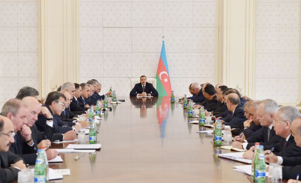 Президент Ильхам Алиев: "Сегодня без учета интересов Азербайджана не может быть выдвинута ни одна инициатива в регионе" - ОБНОВЛЕНО - ФОТО