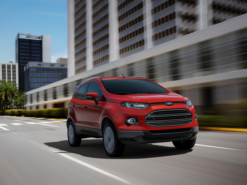 Ford выводит на рынок новый компактный кроссовер - ФОТОСЕССИЯ