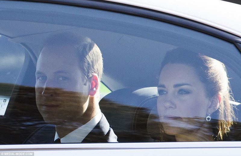 Кейт Миддлтон взялась за штурвал самолета - ФОТО