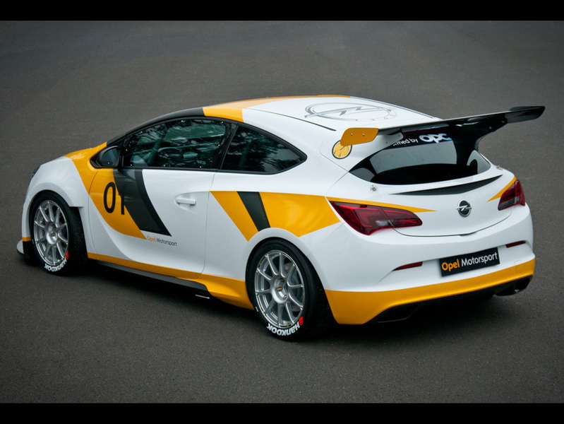 Opel организует собственные фирменные гонки - ФОТО