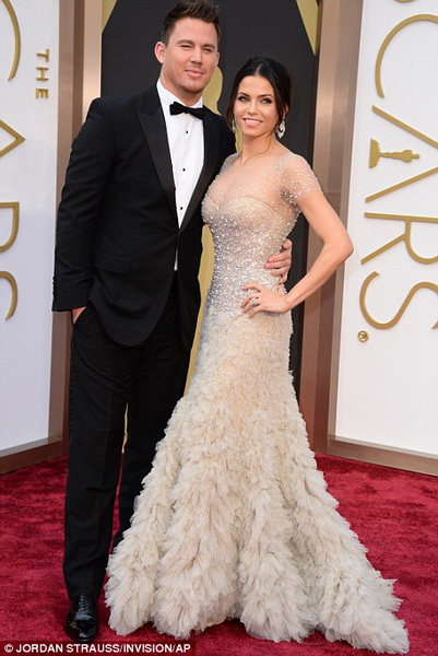 Лучшие образы с красной дорожки "Оскара" - ФОТО