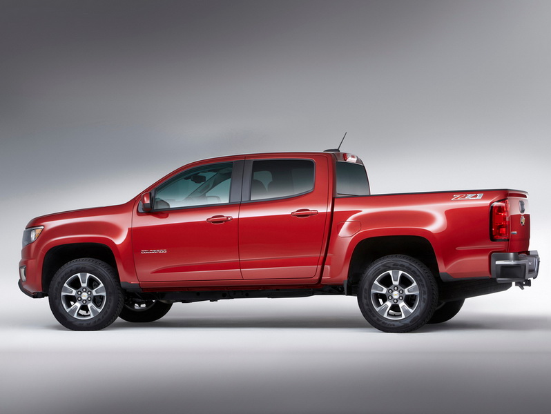 Пикап Chevrolet Colorado станет мощнее - ФОТОСЕССИЯ