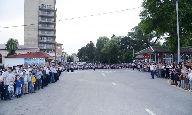 Грандиозный фестиваль огня - в древнем Шеки - ФОТО