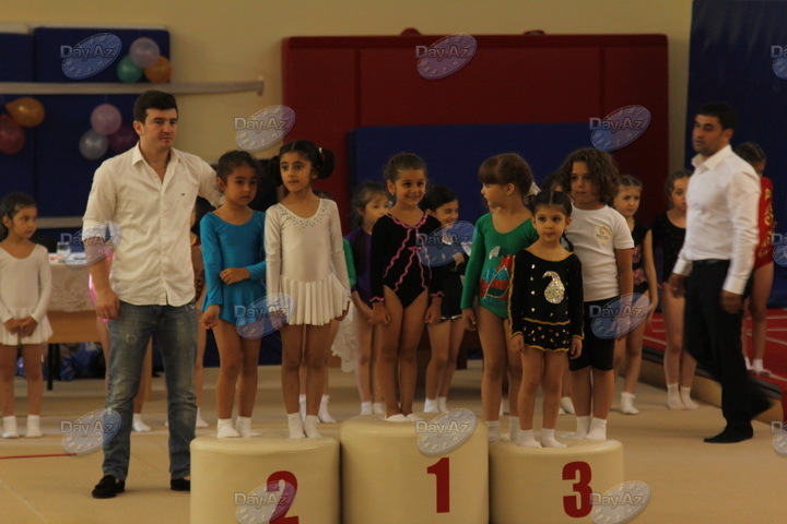 Будущие победители. Один день в Бакинской школе гимнастики - РЕПОРТАЖ - ФОТО