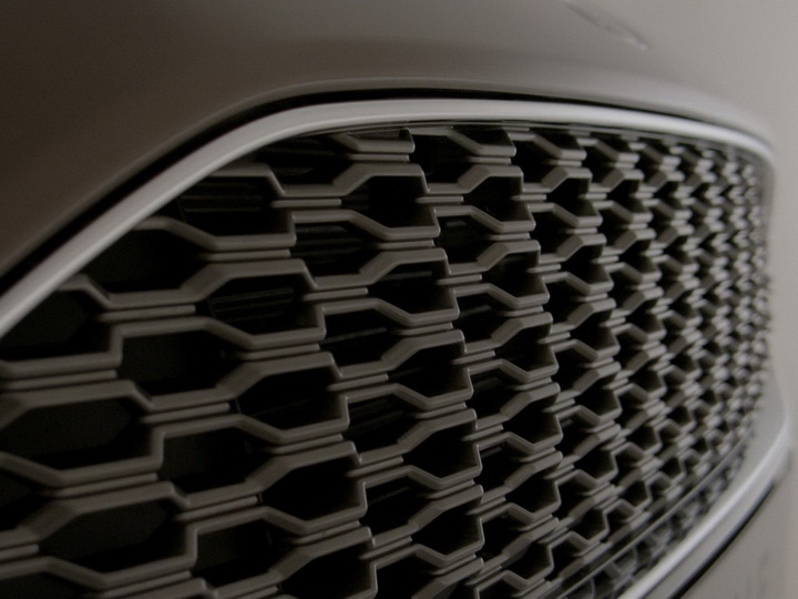 Ford окунул в роскошь семейство Mondeo - ФОТО