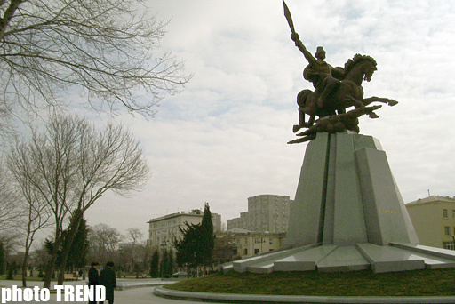 В Баку открылся парк и памятник Кероглу – ФОТОСЕССИЯ