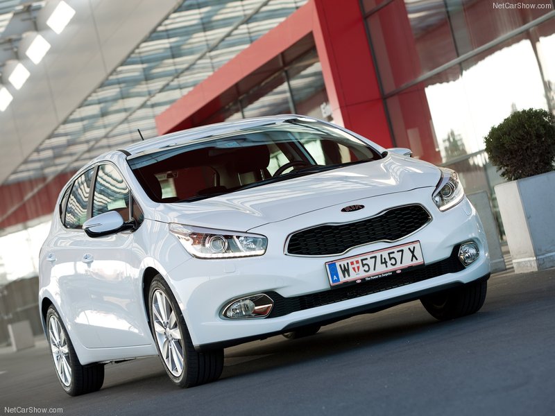 Новый Kia Cee’d стал более спортивным - ФОТОСЕССИЯ