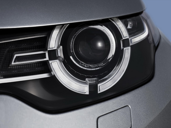 Последняя новинка Land Rover за полгода подорожала на полмиллиона - ФОТО