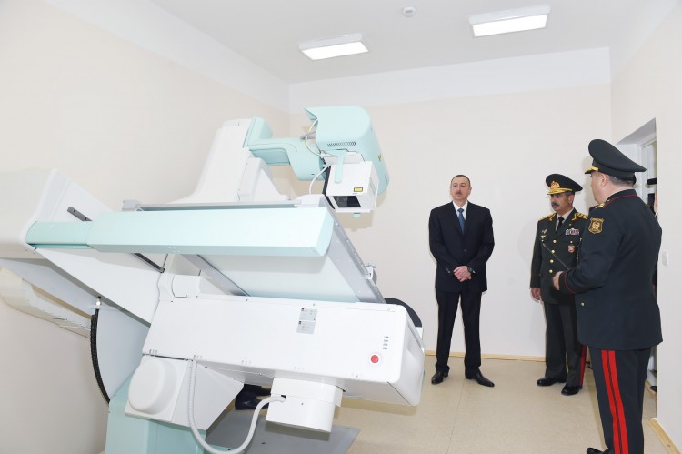 Президент Ильхам Алиев: "Имеющаяся в арсенале азербайджанской армии техника с высокой точностью может уничтожить любую цель в Нагорном Карабахе и Армении" - ОБНОВЛЕНО - ФОТО