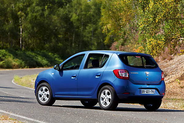 Sandero Stepway: авто для плохих дорог и активного отдыха - ФОТОСЕССИЯ