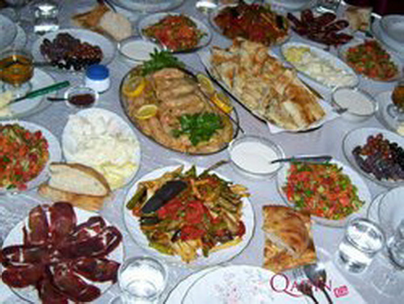 Azərbaycanda restoran qarşıdurması: toy xərcləri aşağı salınsın - FOTO