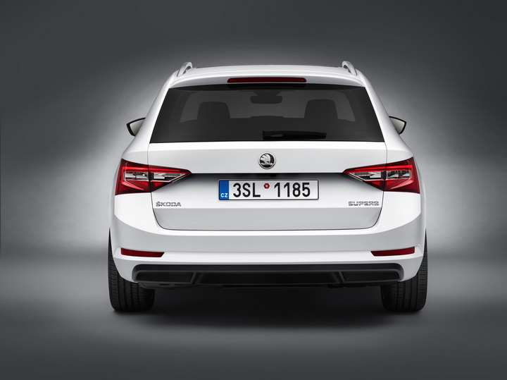 Skoda рассекретила новую модель - ФОТО