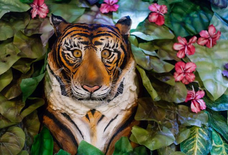 Сладкие джунгли: в Британии испекли невероятные торты - ФОТО