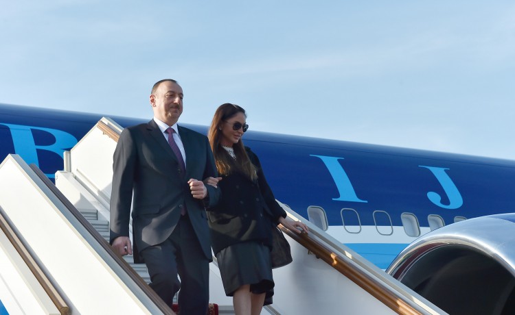 Президент Ильхам Алиев и его супруга Мехрибан Алиева приняли участие в праздничных мероприятиях в Москве по случаю 70-летия Победы - ОБНОВЛЕНО - ФОТО - ВИДЕО