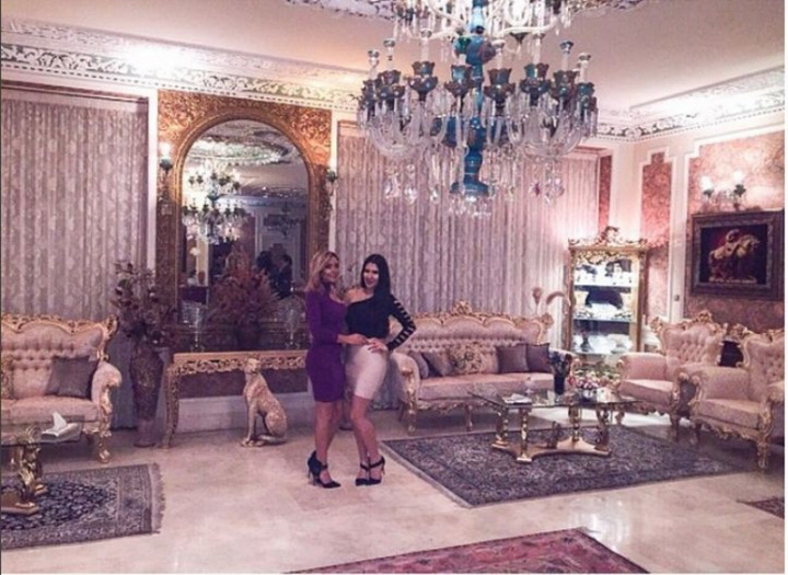 Açıq-saçıq İran qızları - FOTOLAR