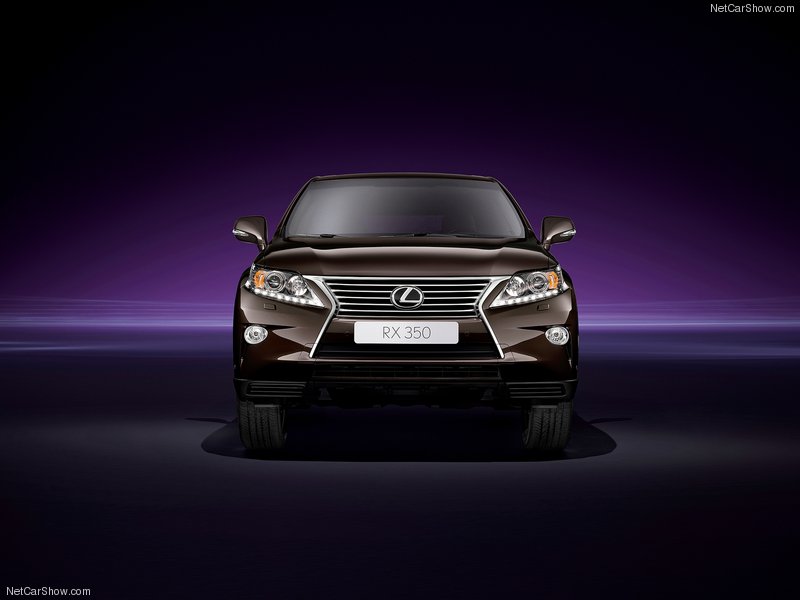 Lexus представил сразу два новых внедорожника в Женеве - ФОТОСЕССИЯ