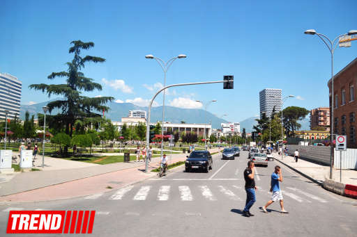 Путешествие по столице Албании - городу-побратиму Гянджи - ФОТО
