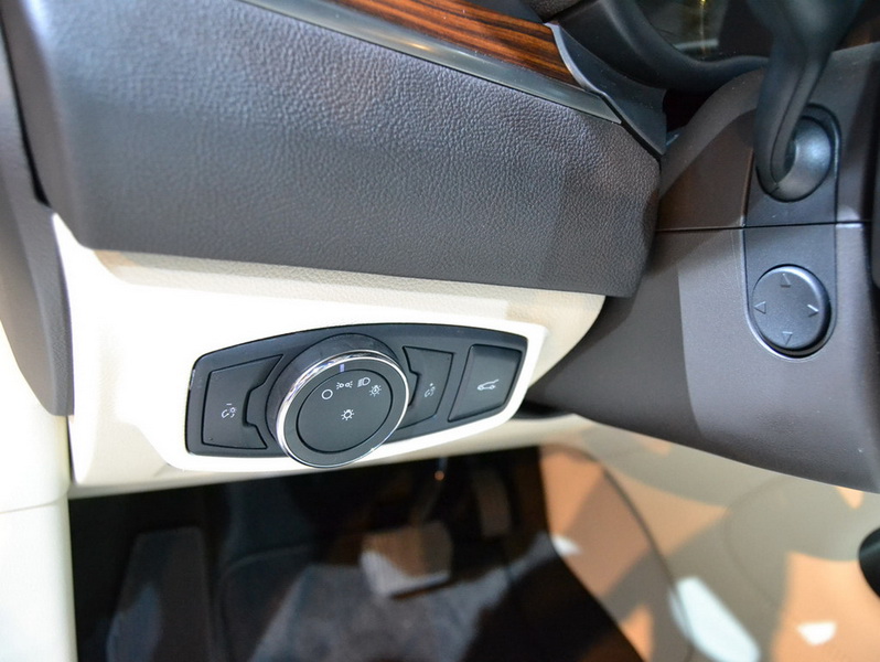 Новый Lincoln MKC: если бы Ford Kuga делали для Америки - ФОТО
