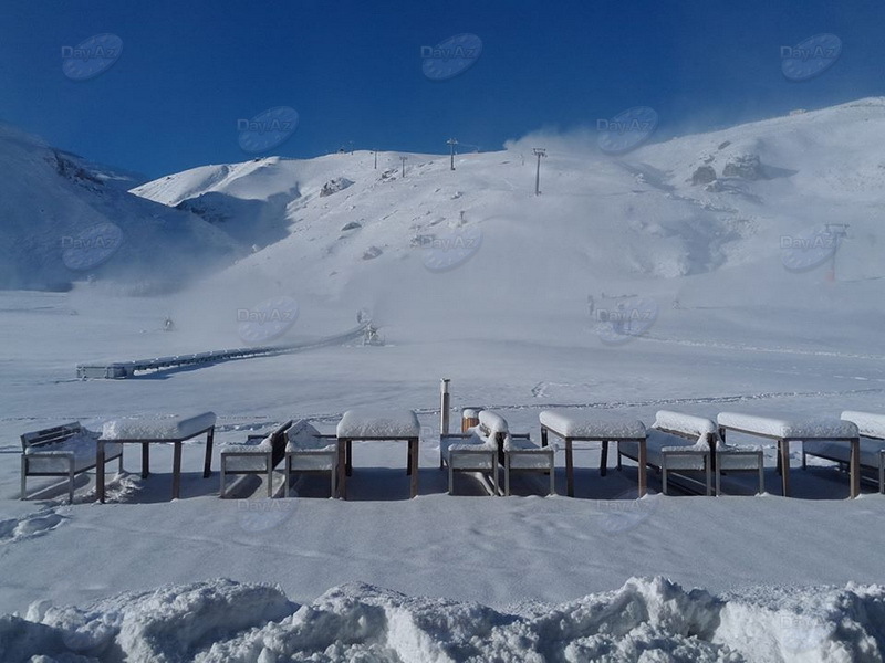 Горнолыжный курорт Азербайджана в снежных объятиях - ФОТО