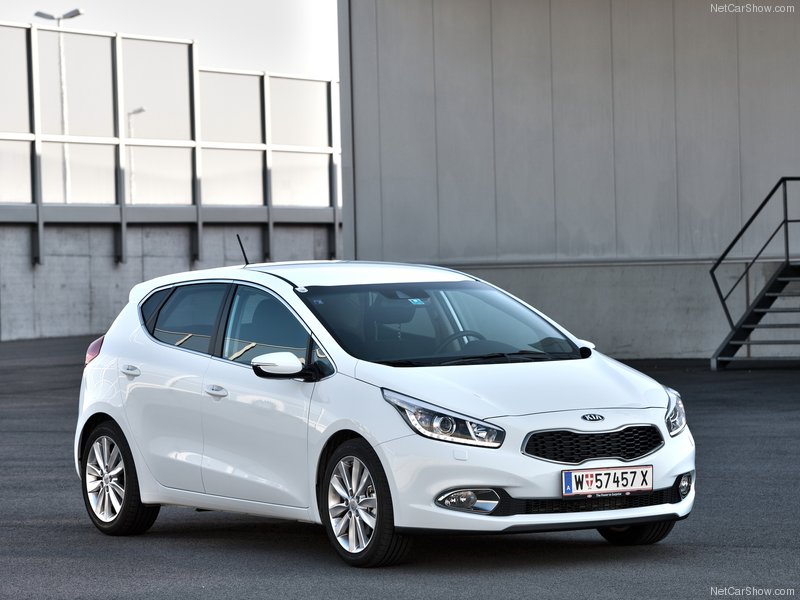 Новый Kia Cee’d стал более спортивным - ФОТОСЕССИЯ
