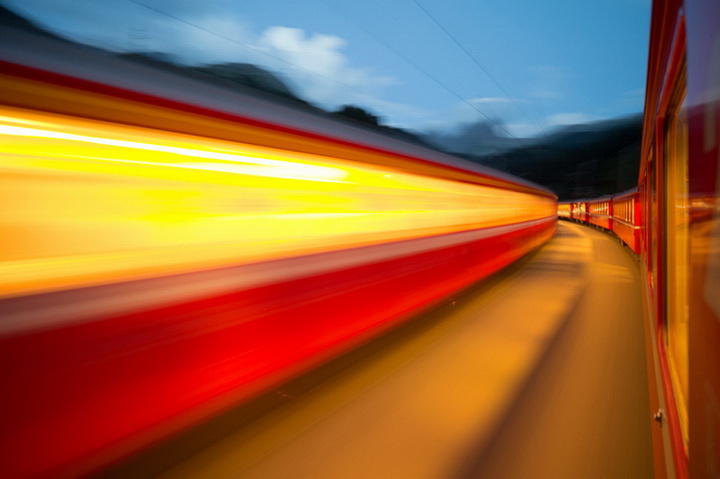 "Картинная галерея" Day.Az: Пейзажи из окна поезда - ФОТО