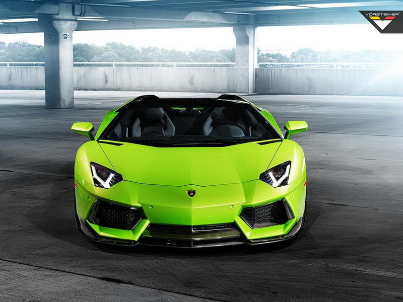 Открытый Lamborghini Aventador превратили в "Халка" - ФОТО