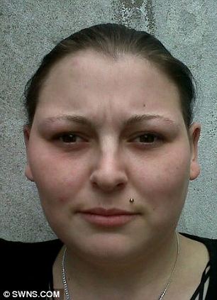Краска для волос вызвала страшную реакцию у 25-летней британки - ФОТО