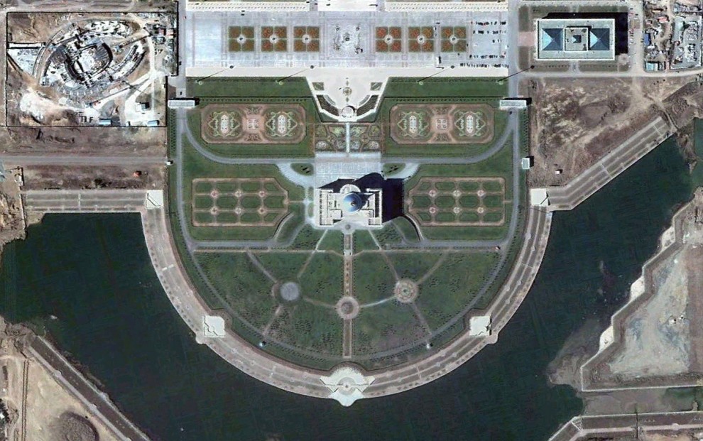 Интересные и необычные объекты в Google Earth - ФОТОСЕССИЯ