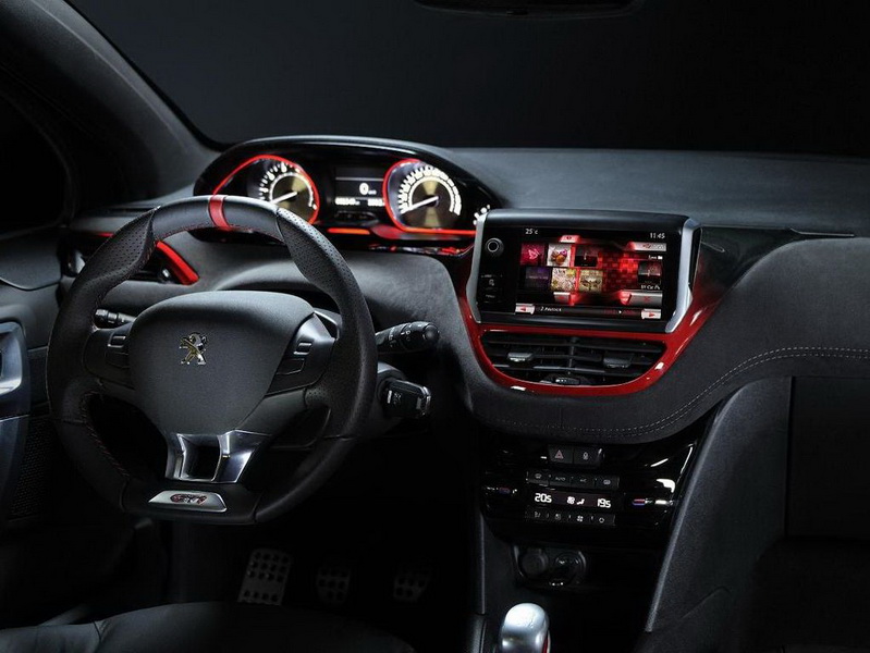 Хэтчбек Peugeot 208 GTi пойдет в серийное производство - ФОТО