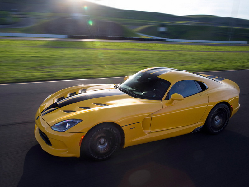 Chrysler остановит выпуск SRT Viper на 2 месяца - ФОТО