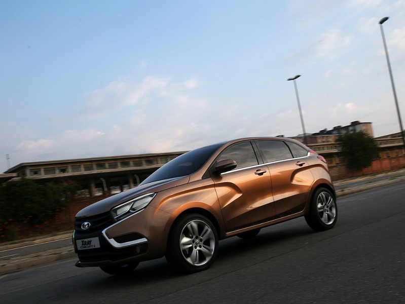 "АвтоВАЗ": Lada XRay должен заработать 3 звезды Euro NCAP - ФОТО