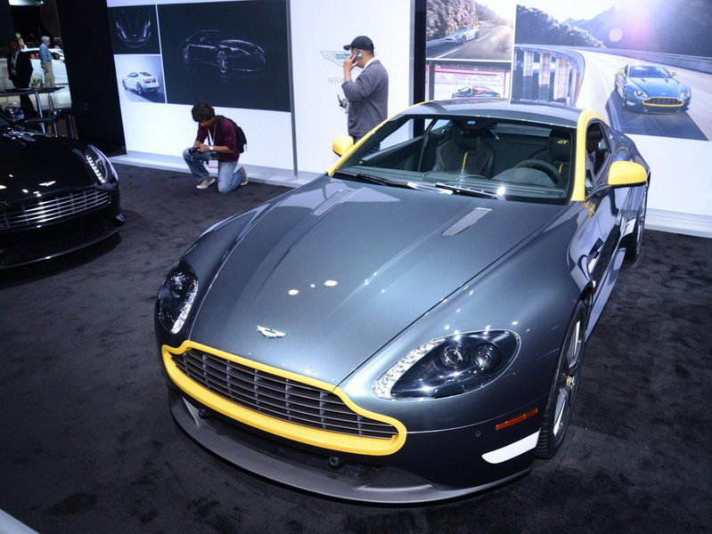 Aston Martin удивил ценой - ФОТО