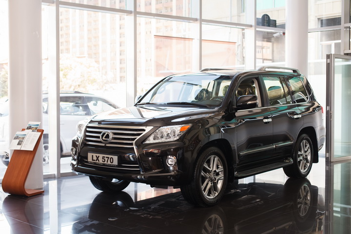 Пярвиз Кафарлы: "Lexus Baku проводит большую кампанию и объявляет скидки на некоторые модели" - ФОТО