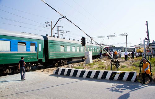 Обнародован полный список раненых и погибших в результате столкновения поезда с автобусом в Баку – ОБНОВЛЕНО – ФОТО - ВИДЕО – ОПРОС