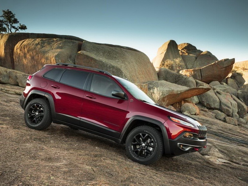 Jeep покажет в Женеве дизельный Cherokee - ФОТО