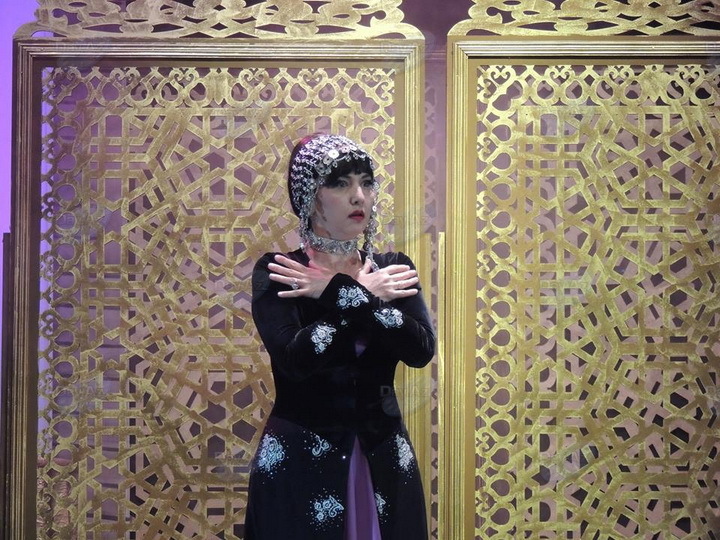 "Еще одна ночь Шахерезады" наделала шума в Русской драме - РЕПОРТАЖ - ФОТО