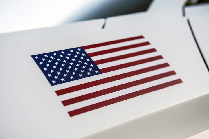 Ford Mustang поможет детям научиться летать - ФОТО