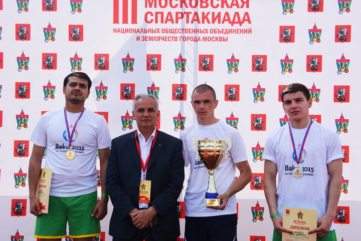 В Москве спортсменам вручили формы и сувениры с символикой Евроигр - ФОТО