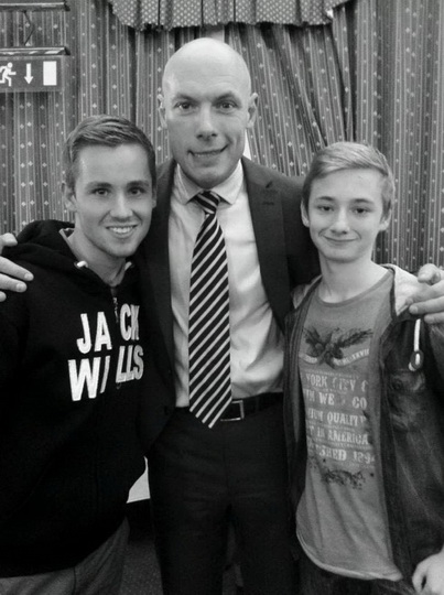 Во время теракта в Тунисе этот школьник поступил как герой - ФОТО