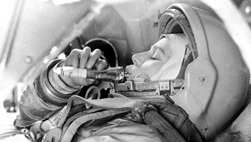 Исполнилось 50 лет полету в космос Валентины Терешковой - ФОТОСЕССИЯ