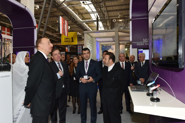 Президент Ильхам Алиев принял участие в открытии выставки "Bakutel-2014" - ОБНОВЛЕНО - ФОТО