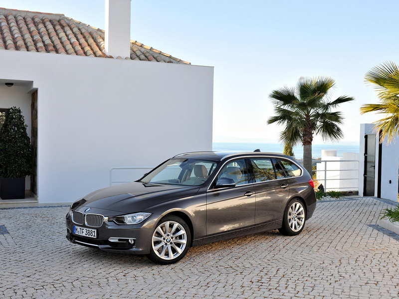 BMW представил универсал 3 Series и трехдверную "единичку" - ФОТОСЕССИЯ