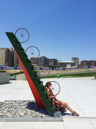 Центр Гейдара Алиева привел в восторг известного блогера - ФОТОГАЛЕРЕЯ