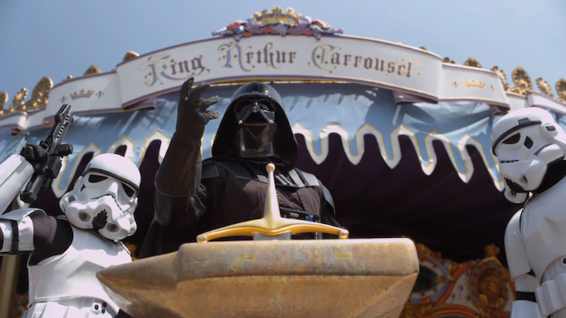 Дарт Вейдер посетил Disneyland - ФОТОСЕССИЯ