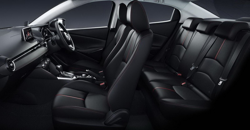 Mazda2 превратили в седан - ФОТО